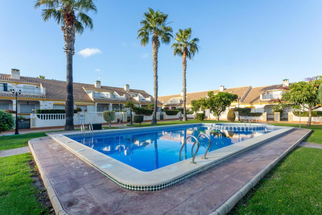 Willa Pool-Side Townhouse In Cabo Roig Orihuela Zewnętrze zdjęcie