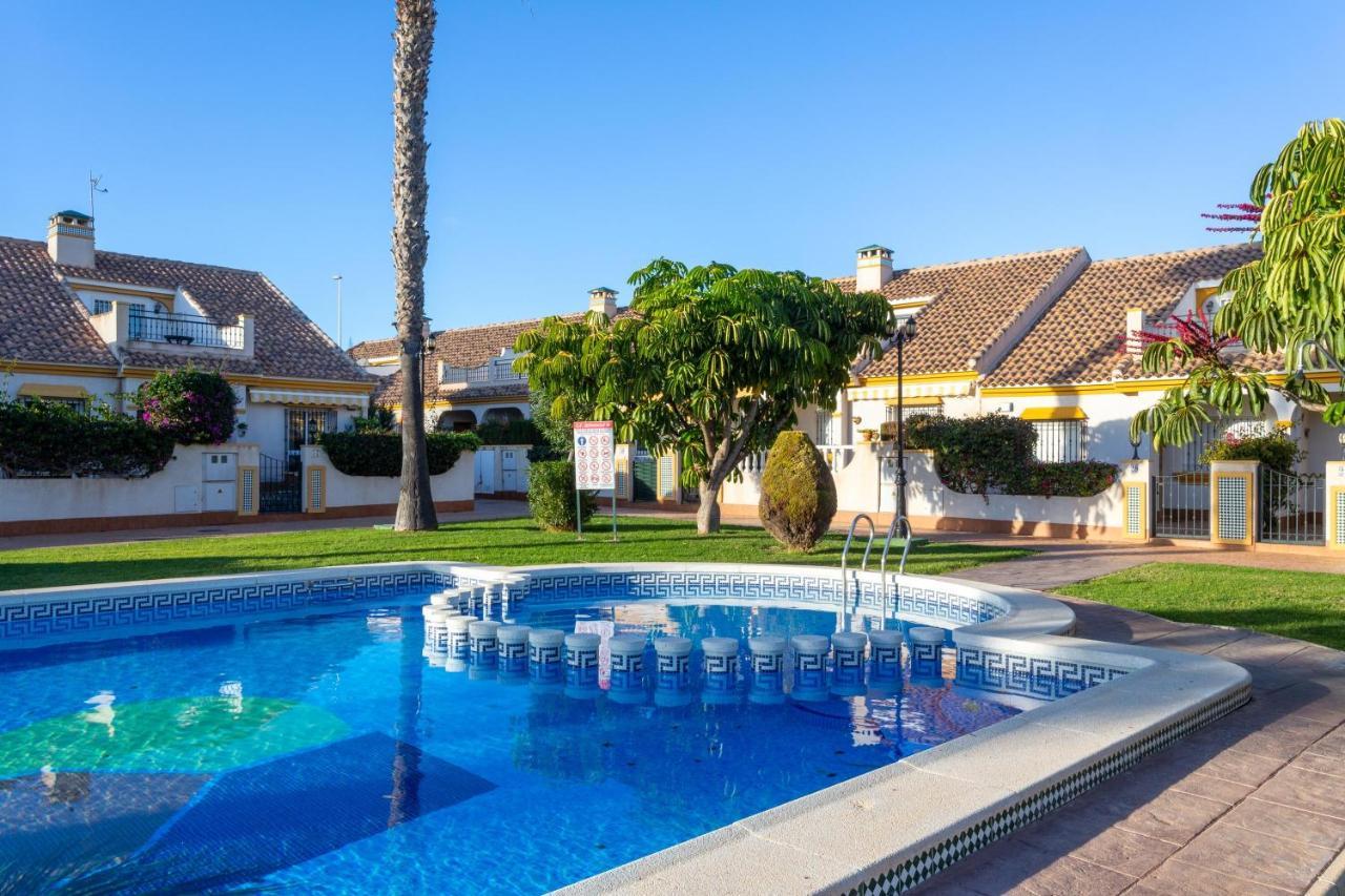 Willa Pool-Side Townhouse In Cabo Roig Orihuela Zewnętrze zdjęcie